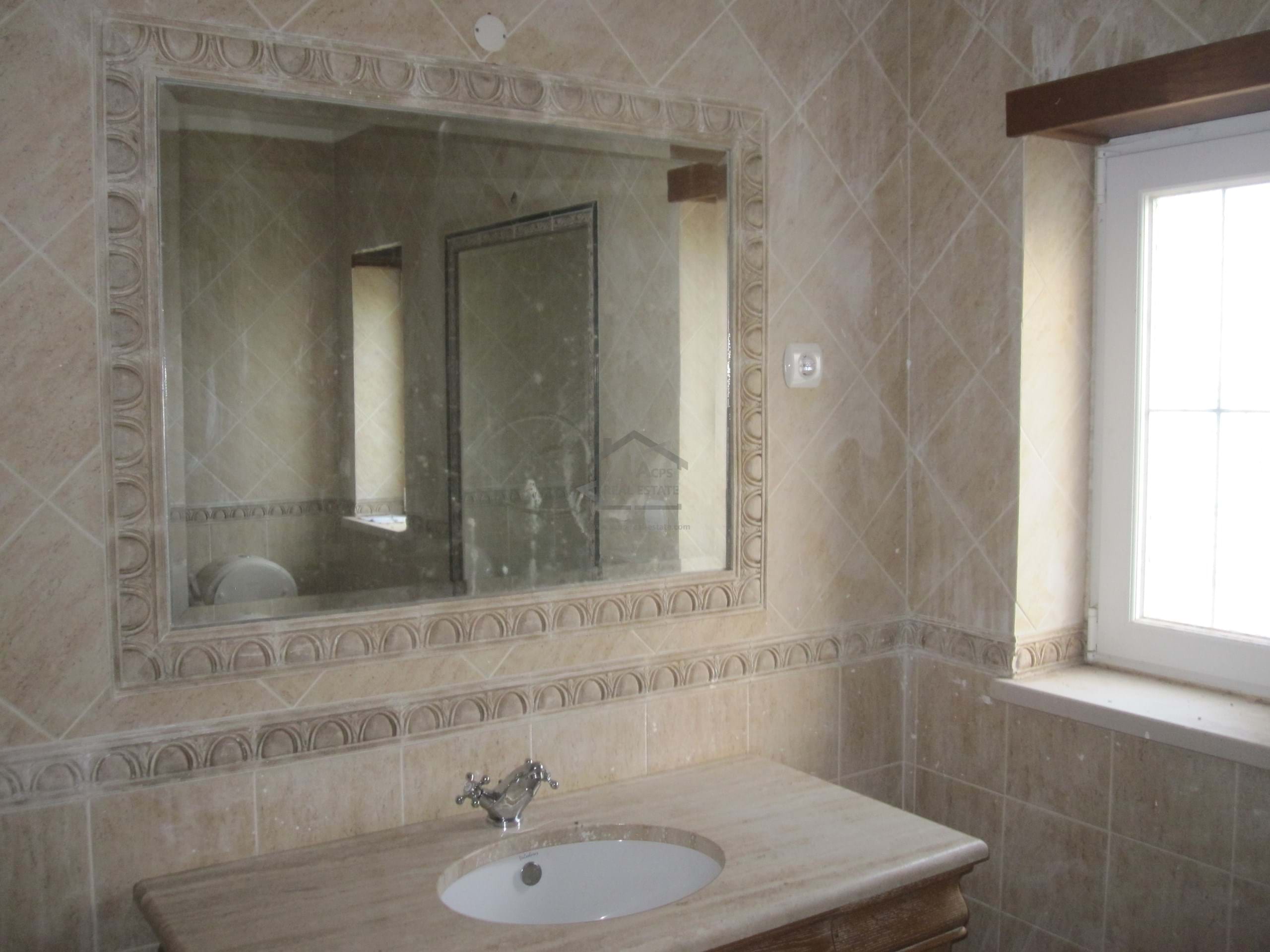 4 Bed, 3 Bath, HouseFor Sale, Caldas da Rainha, Leiria, 2500-045