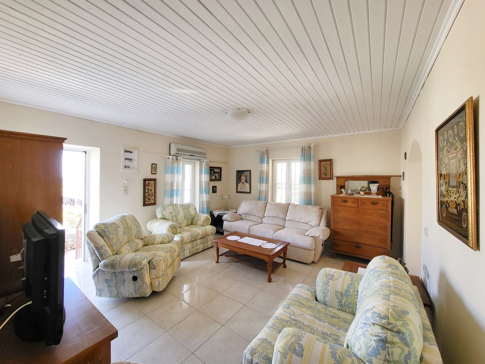 6 Bed, 3 Bath, HouseFor Sale, Chania, Crete, 73007