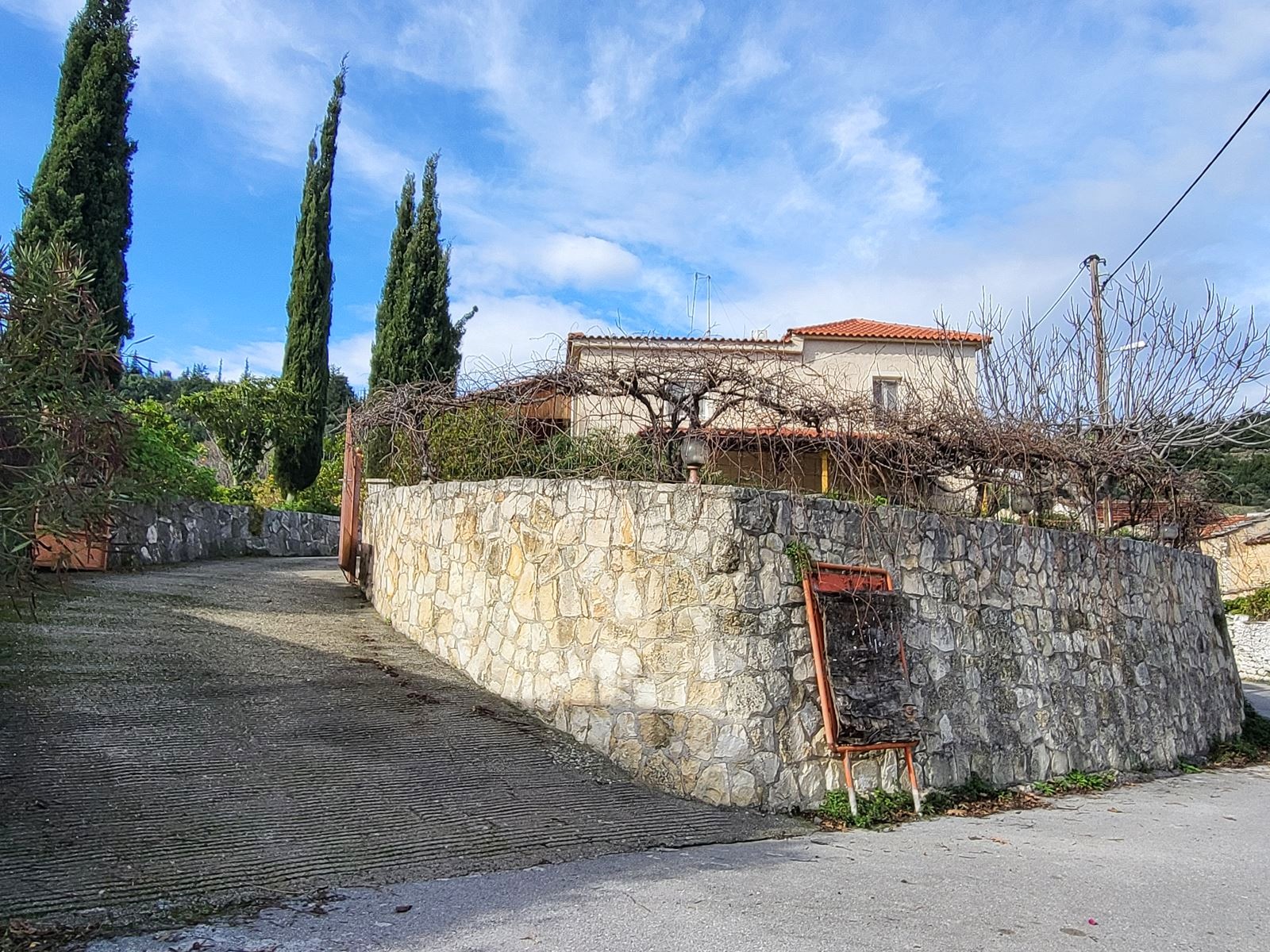 6 Bed, 3 Bath, HouseFor Sale, Chania, Crete, 73007