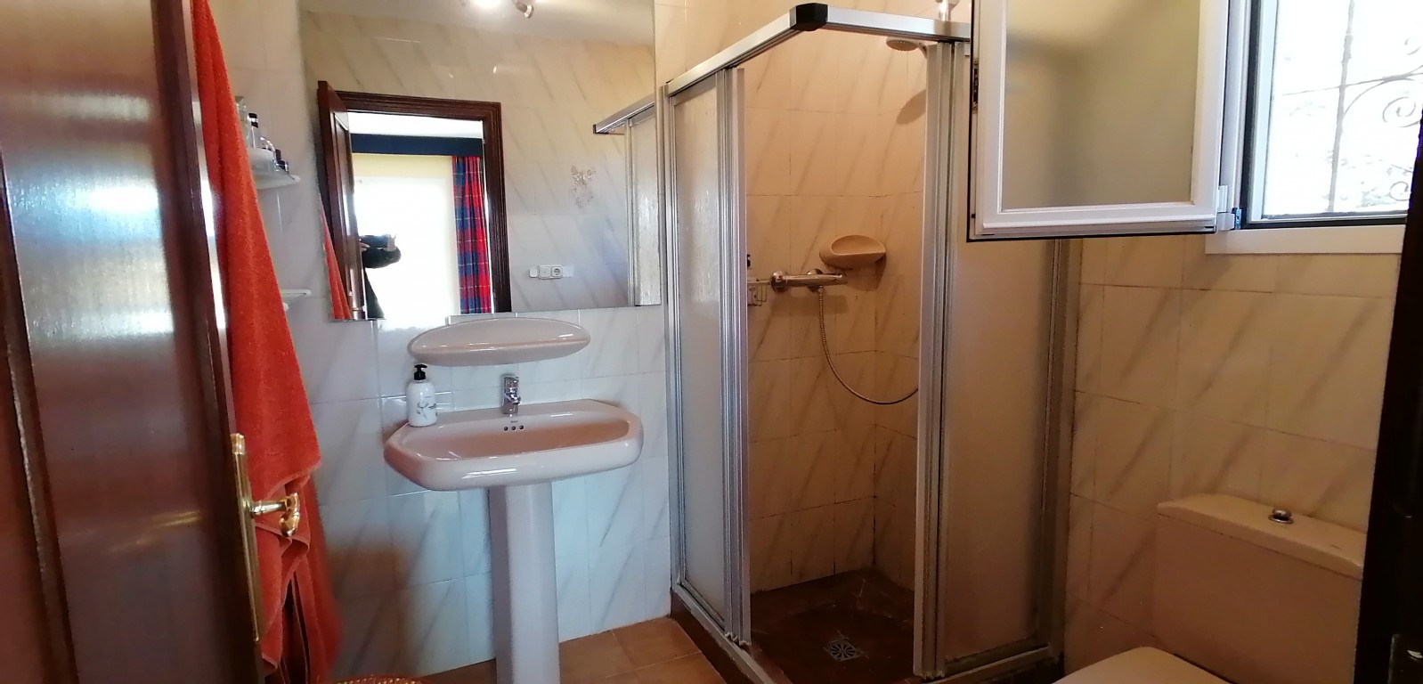 5 Bed, 4 Bath, HouseFor Sale, Alfaz del Pi, Alicante