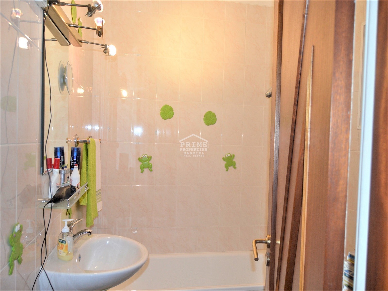 3 Bed, 3 Bath, ApartmentFor Sale, Santa Cruz, Ilha da Madeira, 9125-000