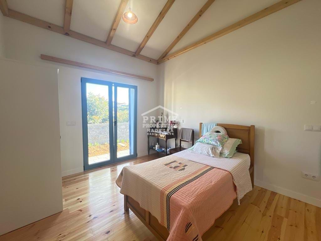 3 Bed, 2 Bath, HouseFor Sale, Funchal, Ilha da Madeira, 9000-098