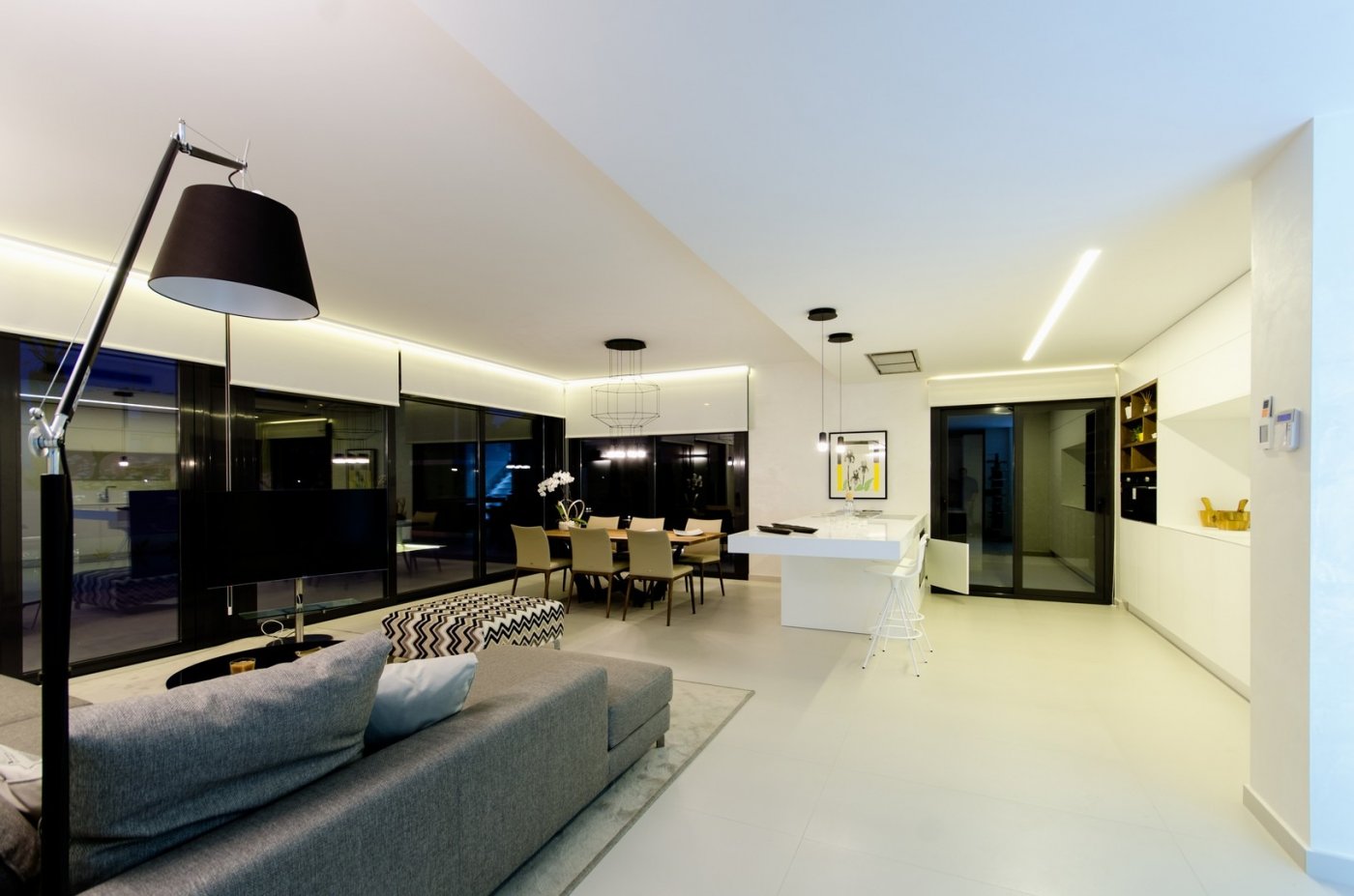 4 Bed, 2 Bath, HouseFor Sale, Orihuela Costa, Costa Blanca