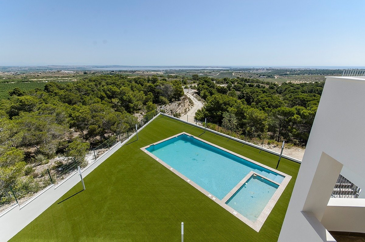 3 Bed, 2 Bath, HouseFor Sale, Urbanizaciones, Alicante