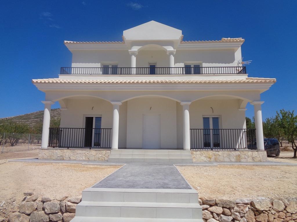4 Bed, 3 Bath, HouseFor Sale, Pinoso, Costa Blanca