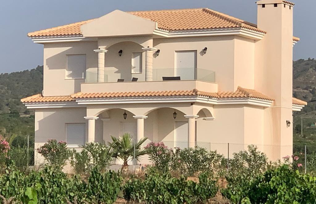4 Bed, 3 Bath, HouseFor Sale, Pinoso, Costa Blanca