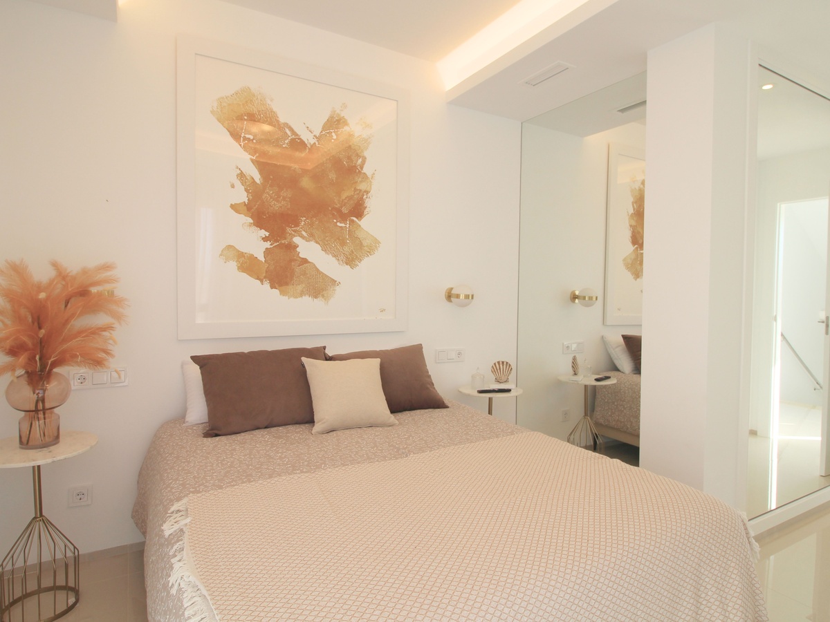 4 Bed, 3 Bath, HouseFor Sale, Los Alcazares, Murcia