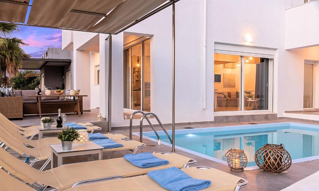 3 Bed, 2 Bath, HouseFor Sale, Chania, Crete 3 Bed, 2 Bath, HouseFor Sale, Chania, Crete