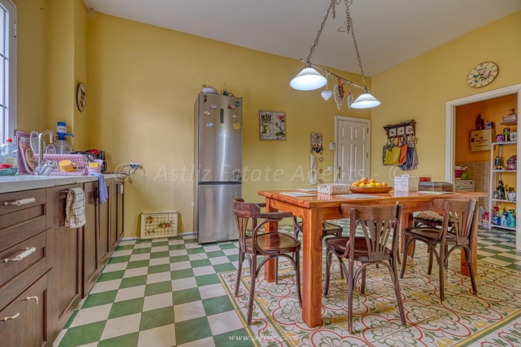 5 Bed, 3 Bath, HouseFor Sale, Adeje, Adeje