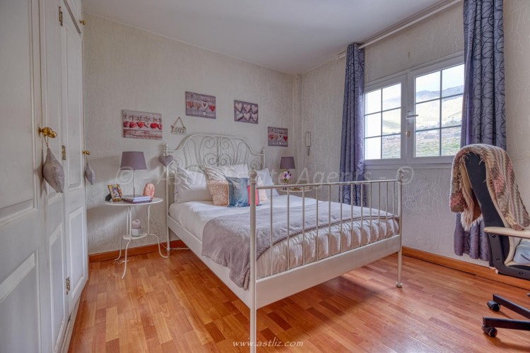 5 Bed, 3 Bath, HouseFor Sale, Adeje, Adeje