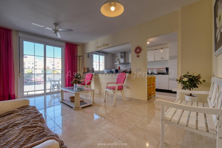 2 Bed, 2 Bath, ApartmentFor Sale, Playa San Juan, Playa San Juan