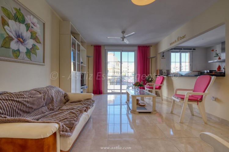 2 Bed, 2 Bath, ApartmentFor Sale, Playa San Juan, Playa San Juan