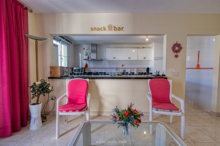 2 Bed, 2 Bath, ApartmentFor Sale, Playa San Juan, Playa San Juan