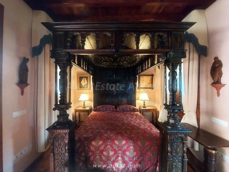6 Bed, 6 Bath, HouseFor Sale, La Casona de La Angustias, Icod De Los Vinos