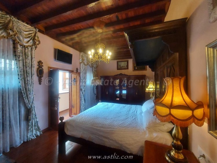6 Bed, 6 Bath, HouseFor Sale, La Casona de La Angustias, Icod De Los Vinos