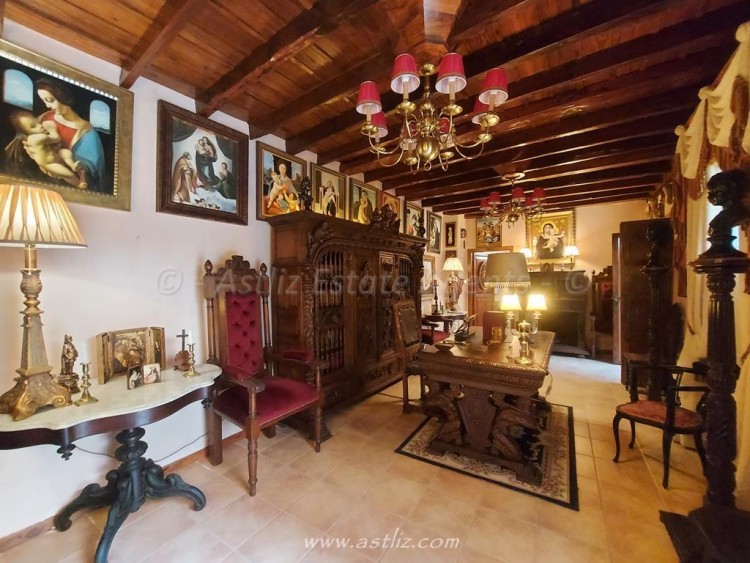 6 Bed, 6 Bath, HouseFor Sale, La Casona de La Angustias, Icod De Los Vinos