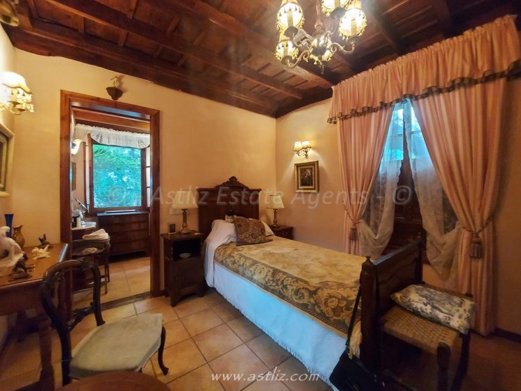 6 Bed, 6 Bath, HouseFor Sale, La Casona de La Angustias, Icod De Los Vinos