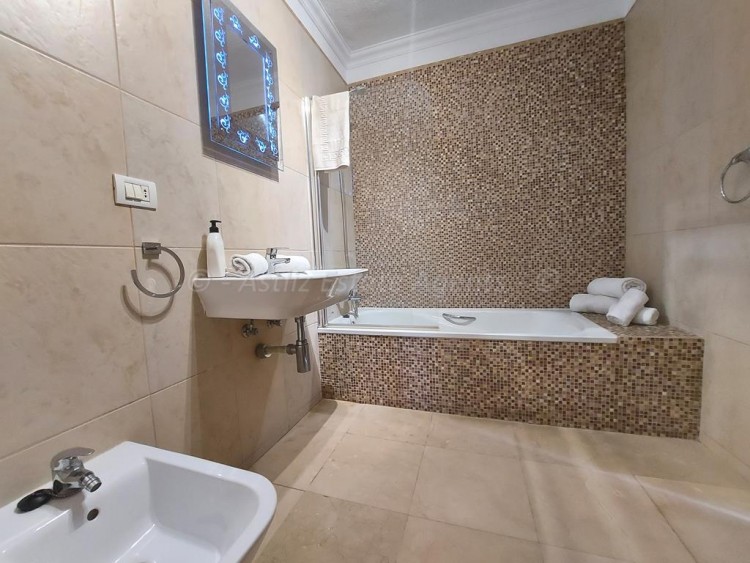 3 Bed, 2 Bath, HouseFor Sale, Club One, Acantilados de Los Gigantes