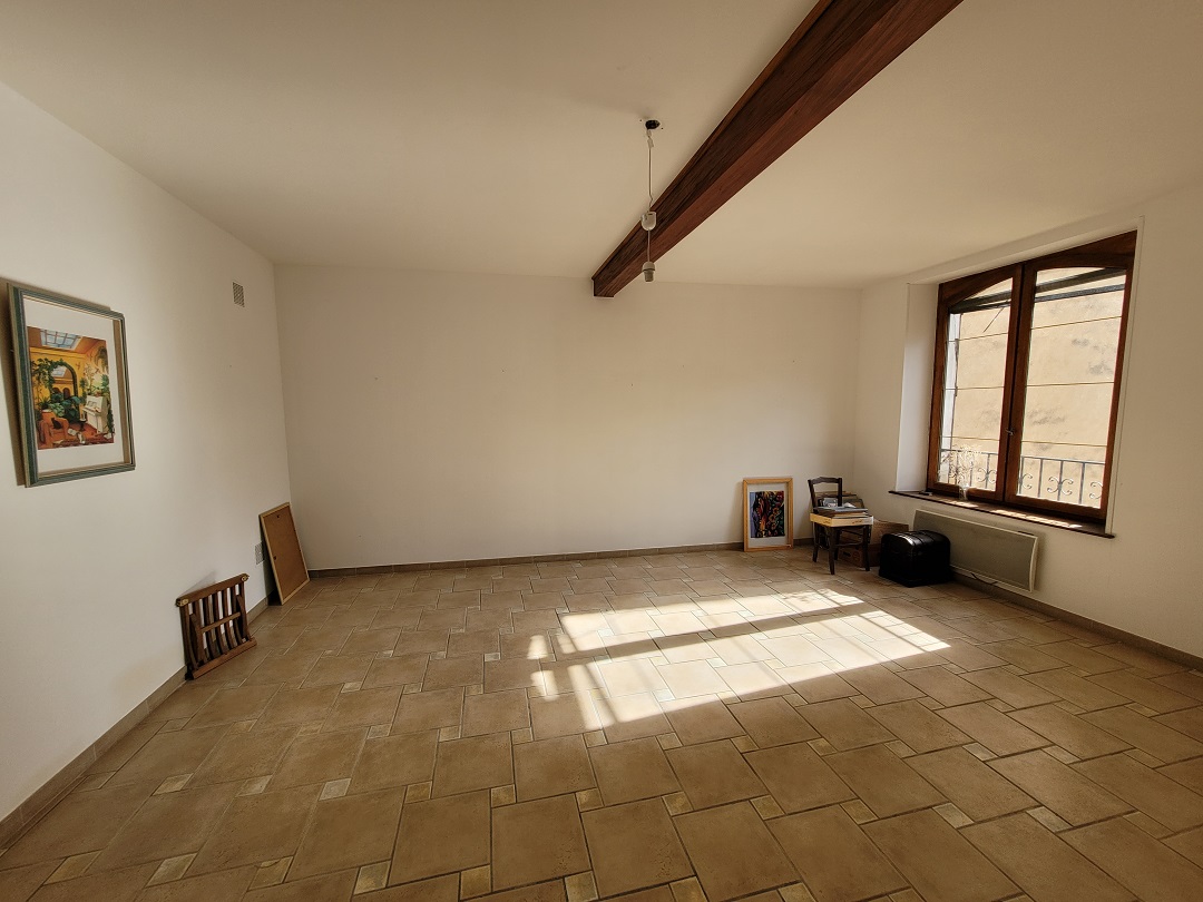 3 Bed, 1 Bath, HouseFor Sale, Pezenas, Herault, Languedoc-Roussillon, 34120