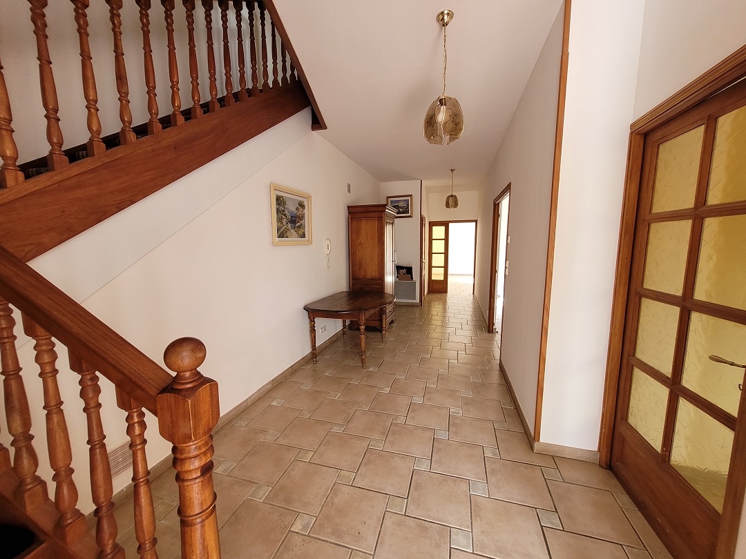 3 Bed, 1 Bath, HouseFor Sale, Pezenas, Herault, Languedoc-Roussillon, 34120