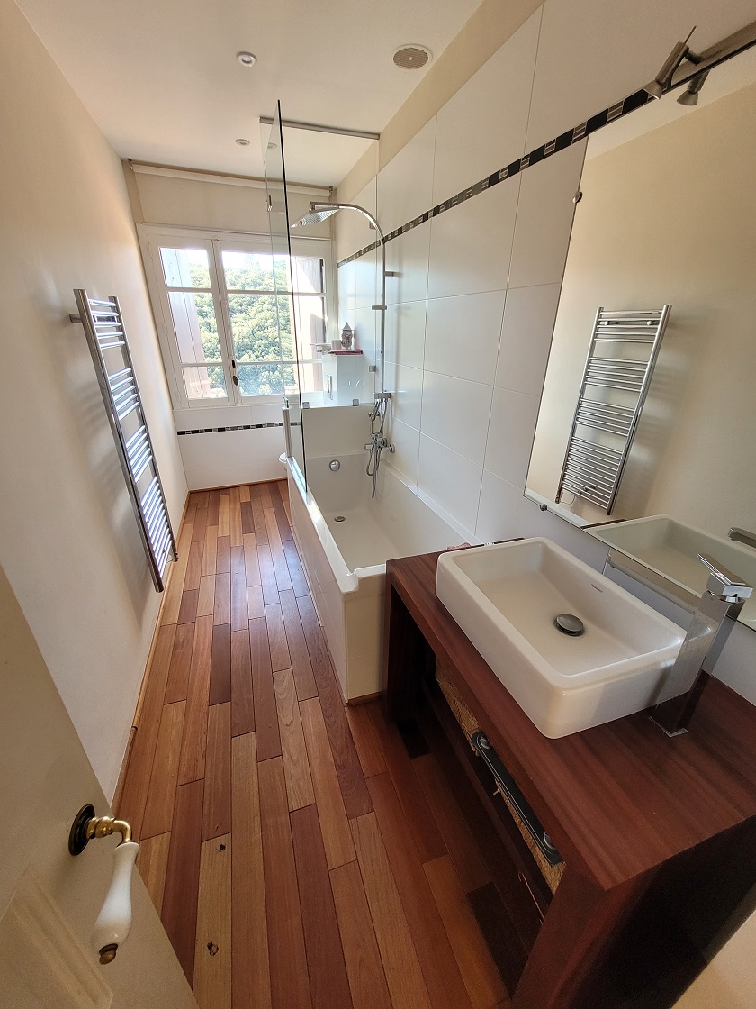 5 Bed, 3 Bath, HouseFor Sale, Laurens, Herault, Languedoc-Roussillon, 34480