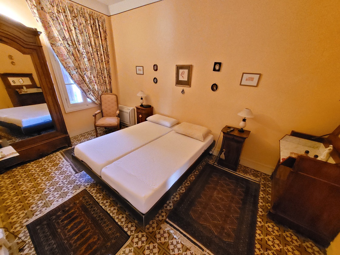 5 Bed, 3 Bath, HouseFor Sale, Laurens, Herault, Languedoc-Roussillon, 34480