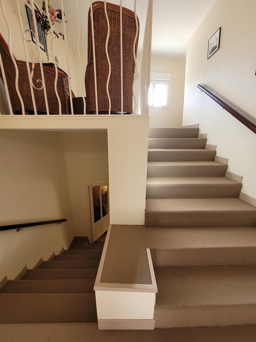 5 Bed, 3 Bath, HouseFor Sale, Laurens, Herault, Languedoc-Roussillon, 34480