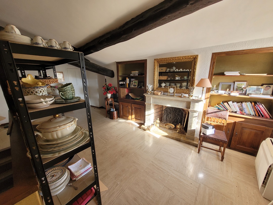 5 Bed, 3 Bath, HouseFor Sale, Laurens, Herault, Languedoc-Roussillon, 34480