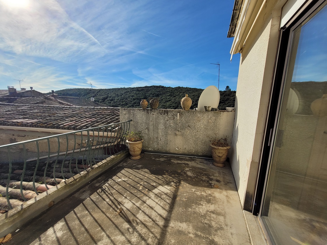 5 Bed, 3 Bath, HouseFor Sale, Laurens, Herault, Languedoc-Roussillon, 34480