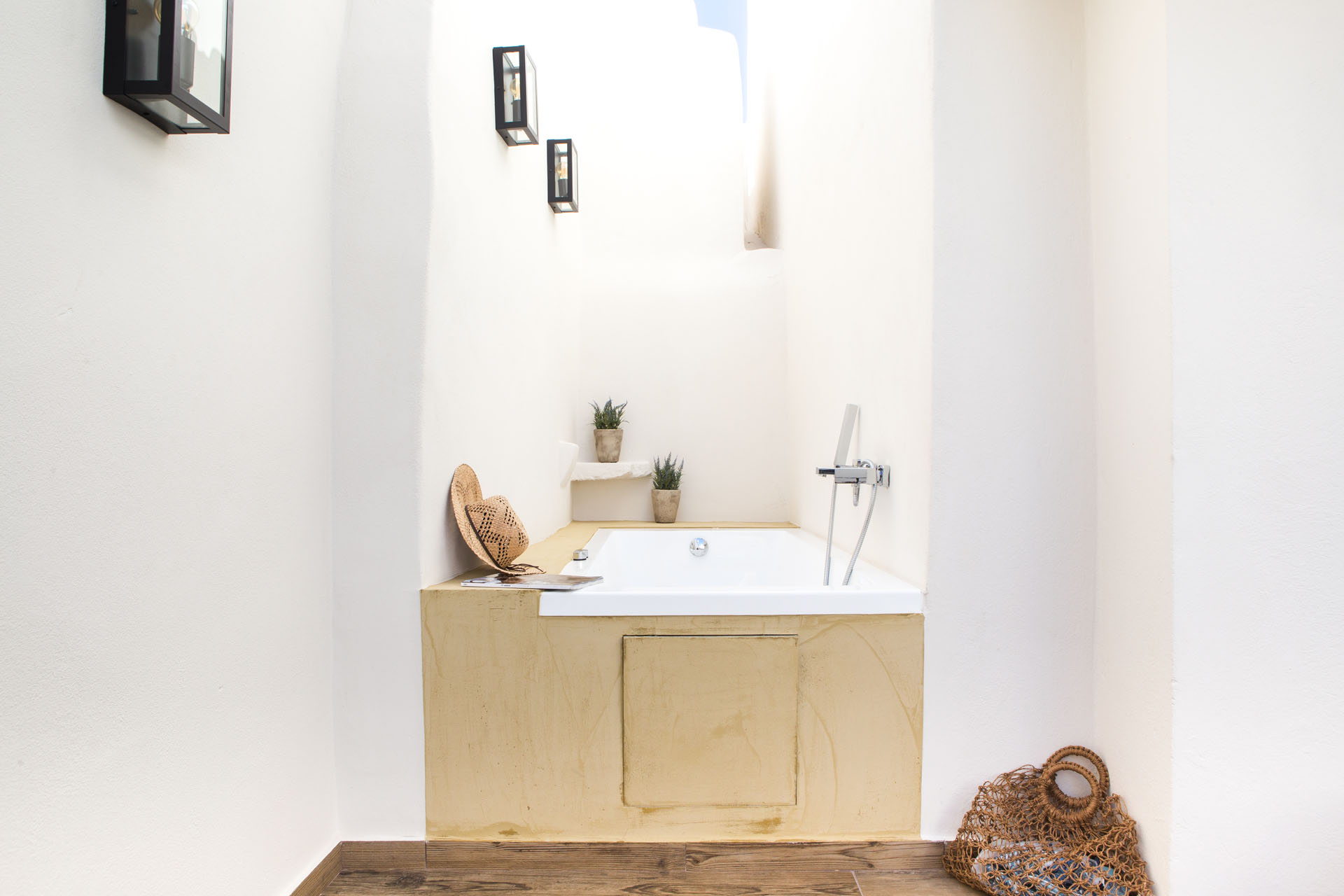 Commercial Property, For Sale