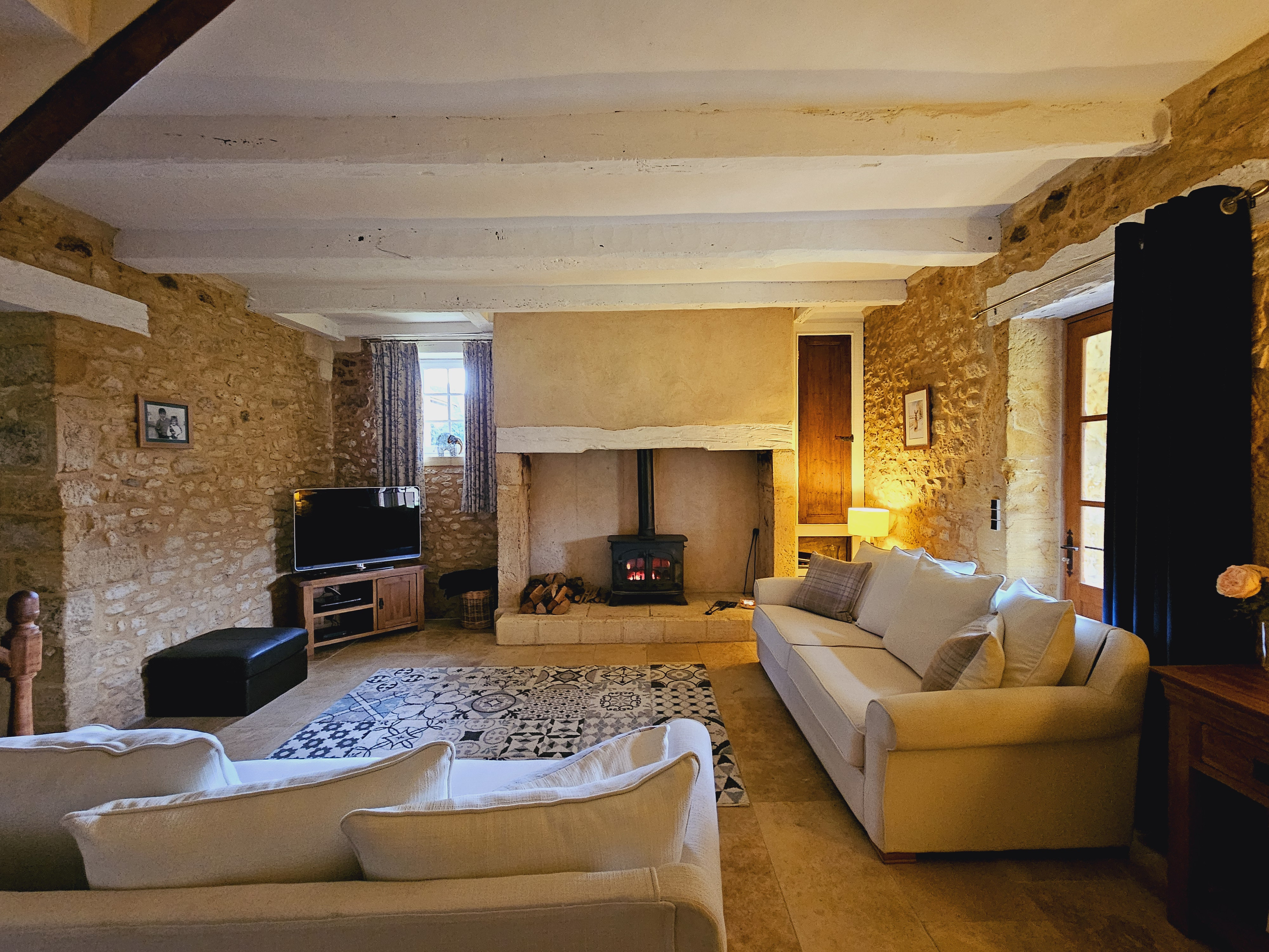 5 Bed, 2 Bath, HouseFor Sale, Lalinde, Dordogne, Aquitaine, 24150