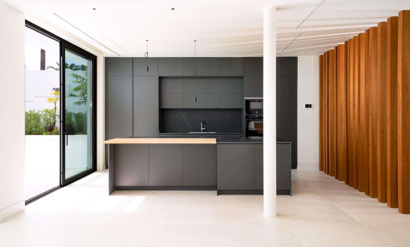 4 Bed, 4 Bath, HouseFor Sale, Benahavis, Malaga