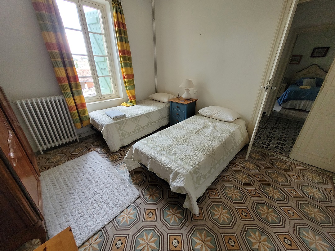 4 Bed, 4 Bath, HouseFor Sale, Autignac, Herault, Languedoc-Roussillon, 34480