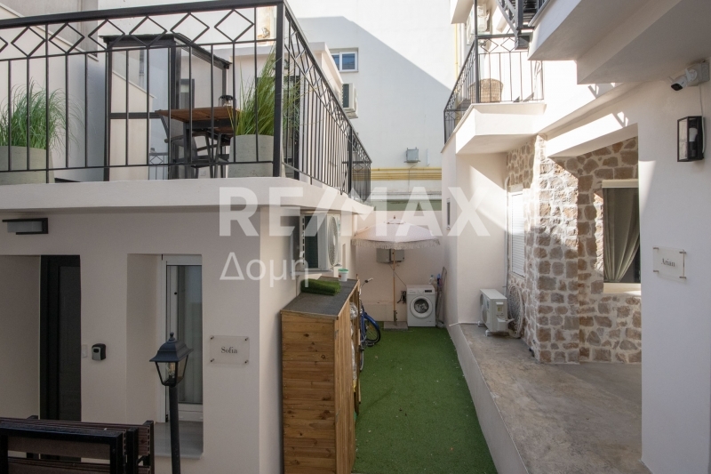 6 Bed, 4 Bath, HouseFor Sale, Center, Volos, Magnesia