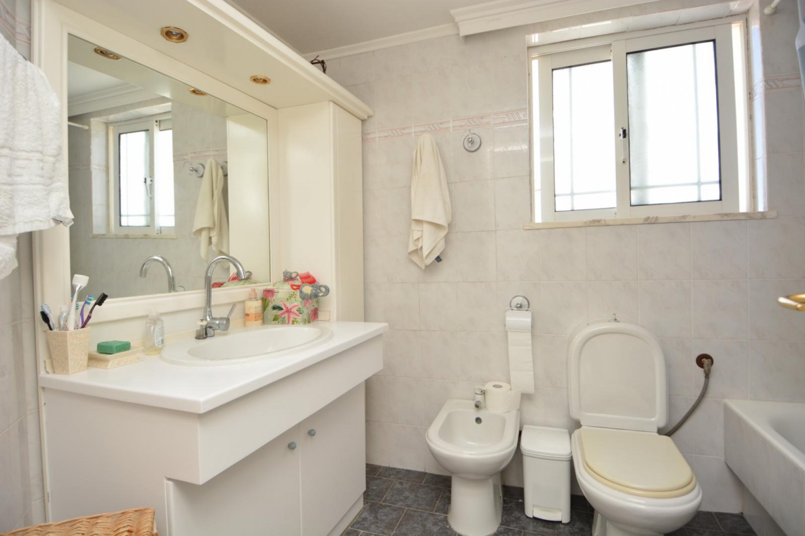 6 Bed, 3 Bath, HouseFor Sale, Chania, Crete