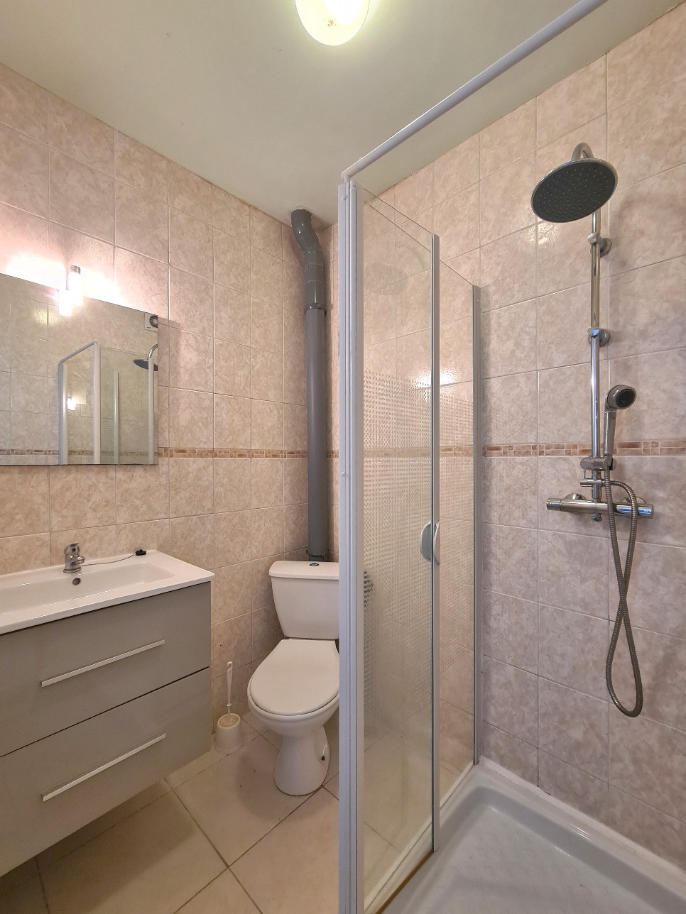 4 Bed, 2 Bath, HouseFor Sale, Beziers, Herault, Languedoc-Roussillon, 34500