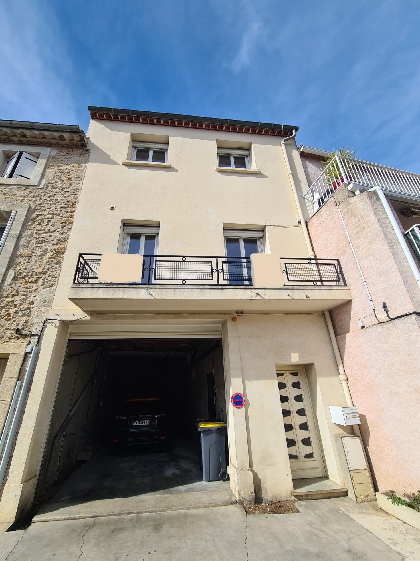 4 Bed, 2 Bath, HouseFor Sale, Beziers, Herault, Languedoc-Roussillon, 34500