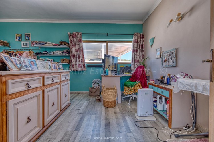 6 Bed, 4 Bath, HouseFor Sale, San Miguel De Abona, San Miguel De Abona