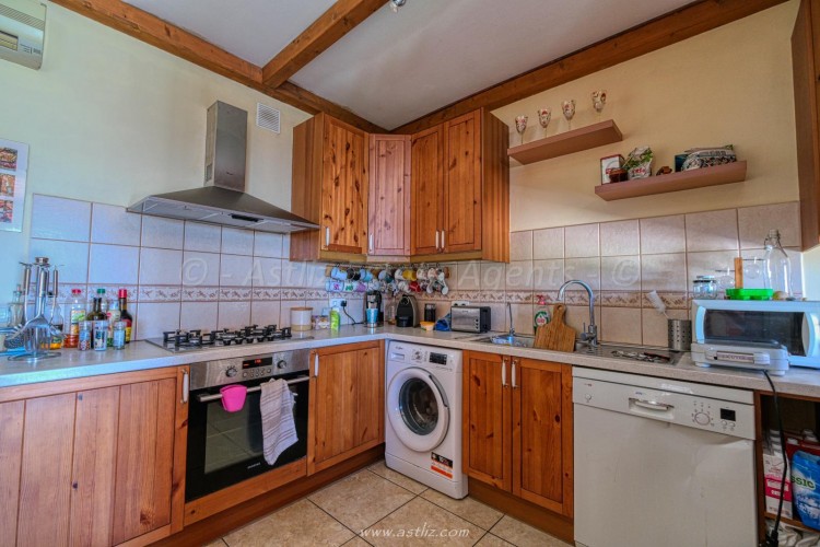 6 Bed, 4 Bath, HouseFor Sale, San Miguel De Abona, San Miguel De Abona