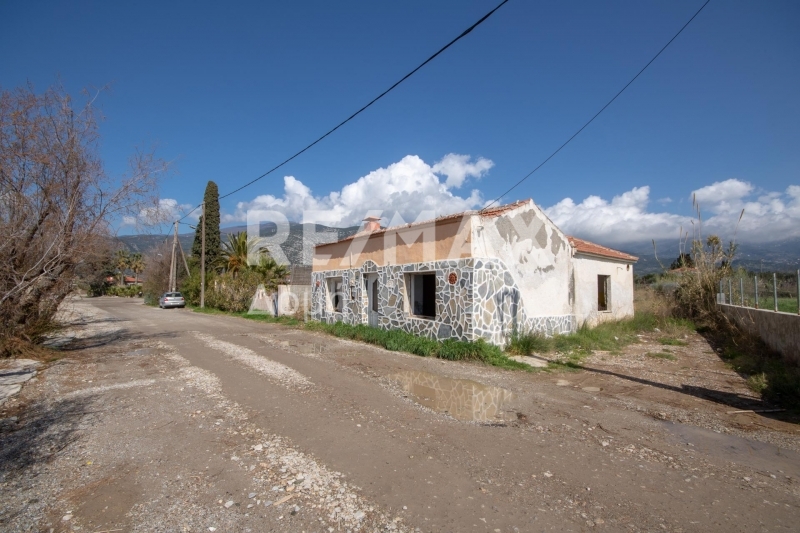 2 Bed, 1 Bath, HouseFor Sale, Center, Agria, Magnesia