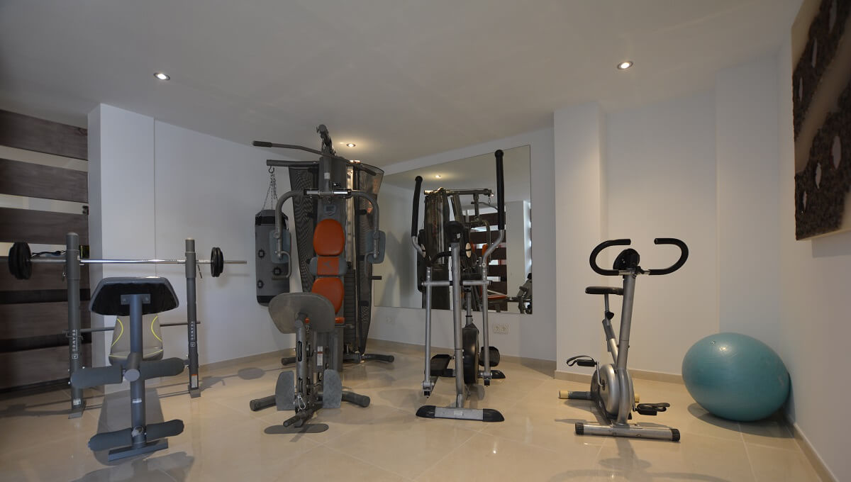 5 Bed, 7 Bath, HouseFor Sale, La Duquesa, Malaga