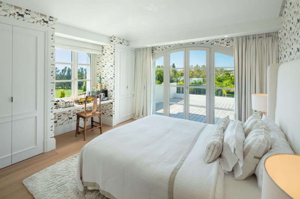 6 Bed, 4 Bath, HouseFor Sale, Nueva Andalucia, Malaga