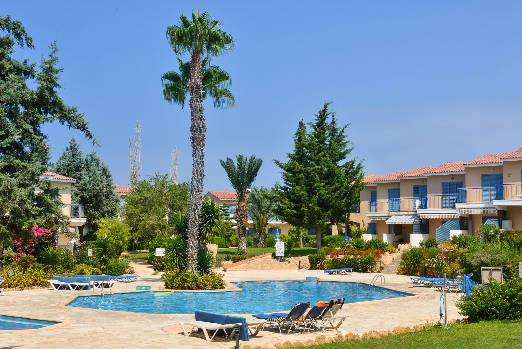 3 Bed, 2 Bath, ApartmentFor Sale, Kato Paphos, Paphos