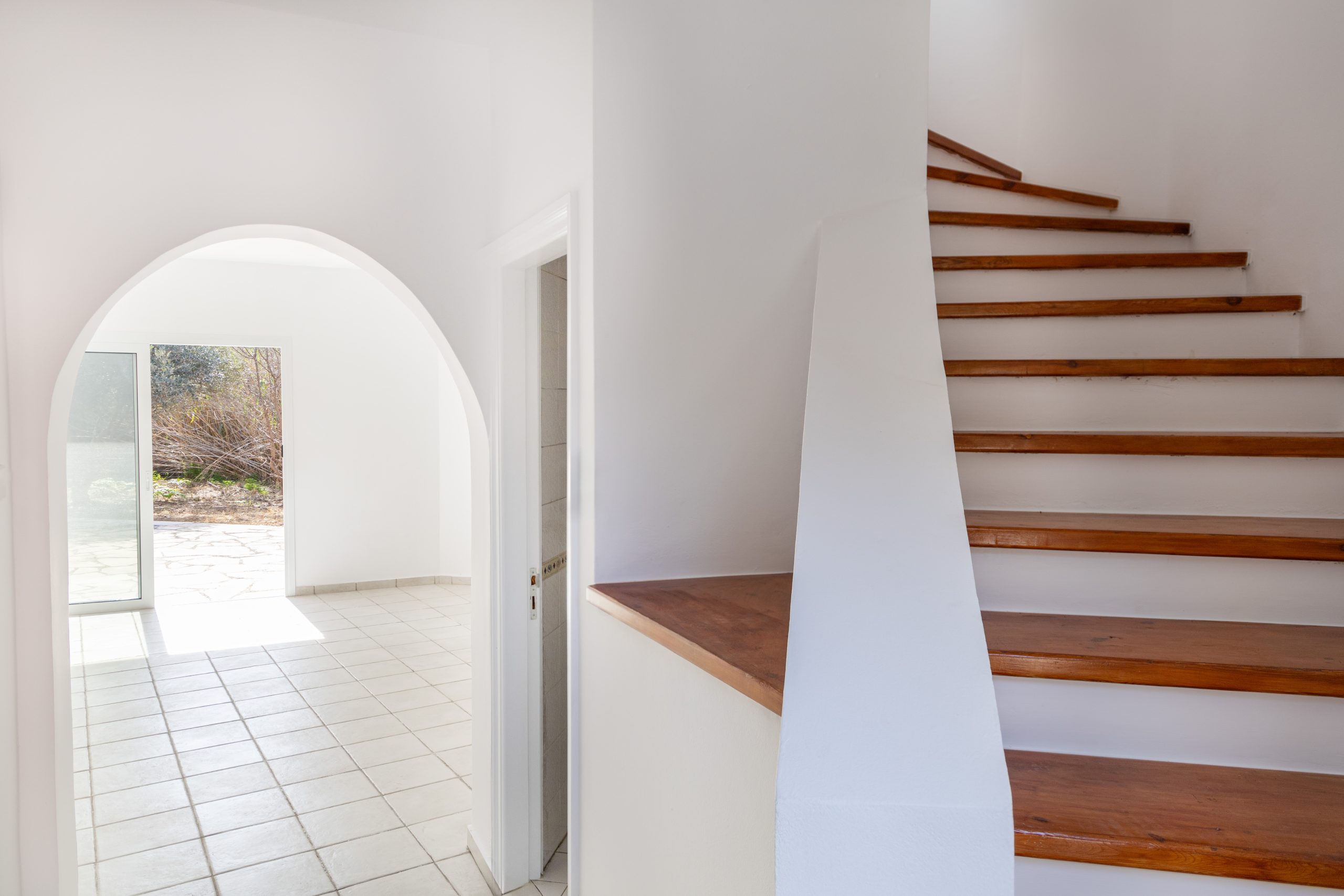 3 Bed, 2 Bath, ApartmentFor Sale, Kato Paphos, Paphos