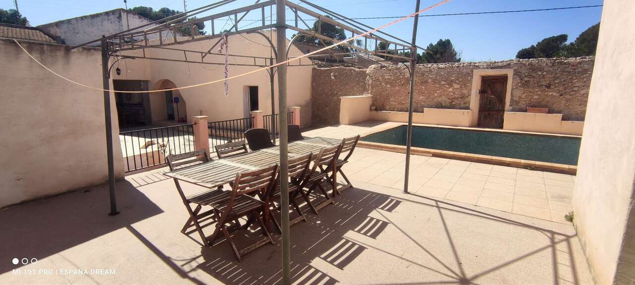 6 Bed, 3 Bath, HouseFor Sale, Monovar, Alicante