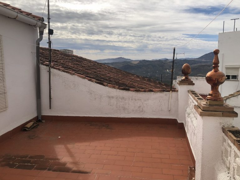 4 Bed, 2 Bath, HouseFor Sale, Olvera, Andalucia