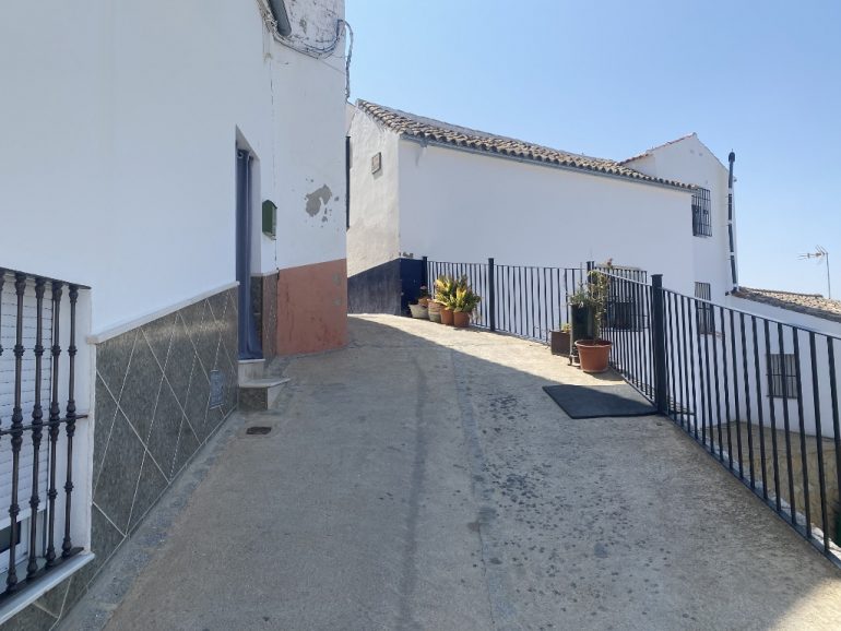 3 Bed, 2 Bath, HouseFor Sale, Torre Alhaquime, Andalucia