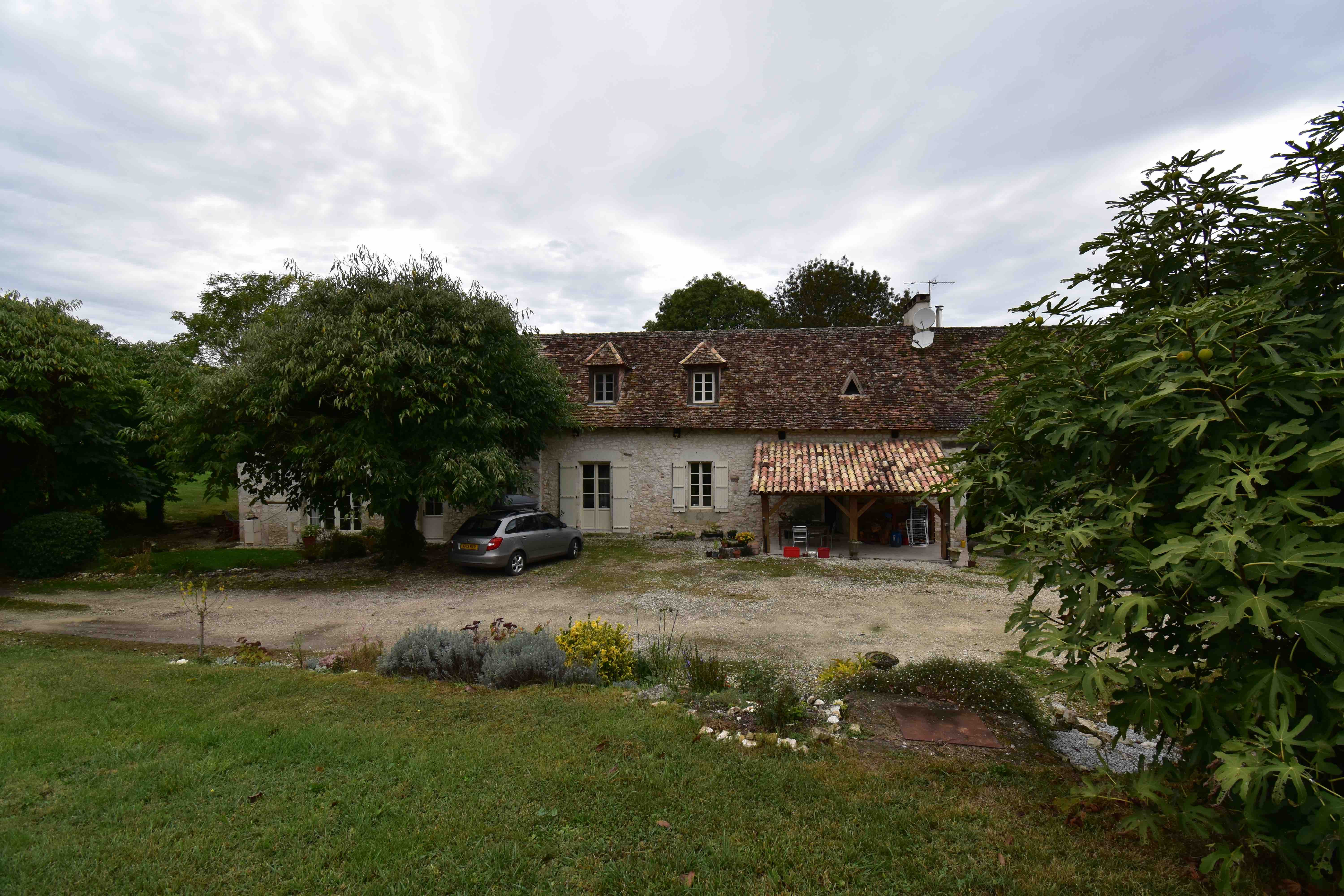 5 Bed, 1 Bath, HouseFor Sale, Cahuzac, Lot-et-Garonne, Aquitaine, 47330