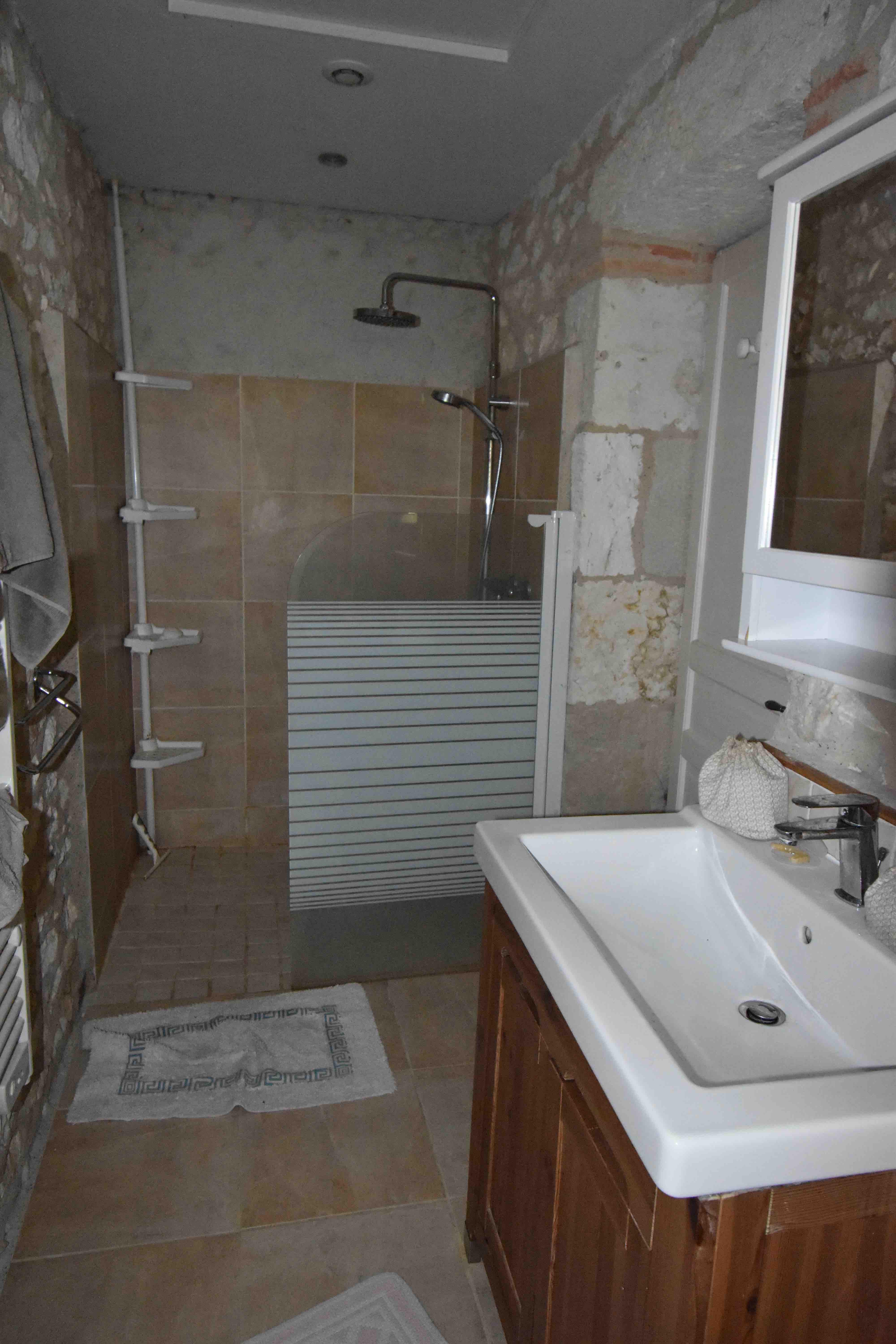 5 Bed, 1 Bath, HouseFor Sale, Cahuzac, Lot-et-Garonne, Aquitaine, 47330