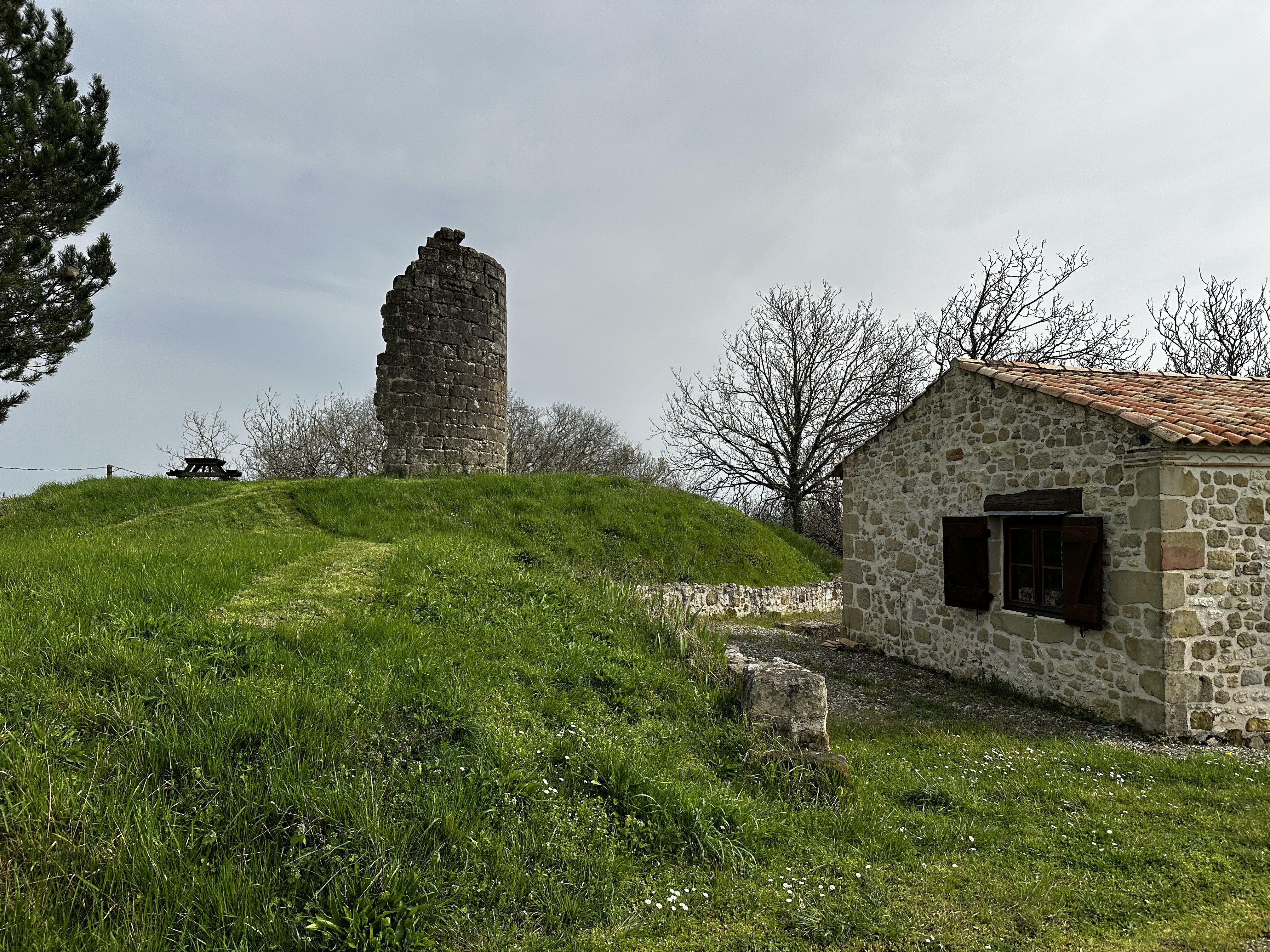 3 Bed, 2 Bath, HouseFor Sale, Serignac peboudou, Lot-et-Garonne, Aquitaine, 47410